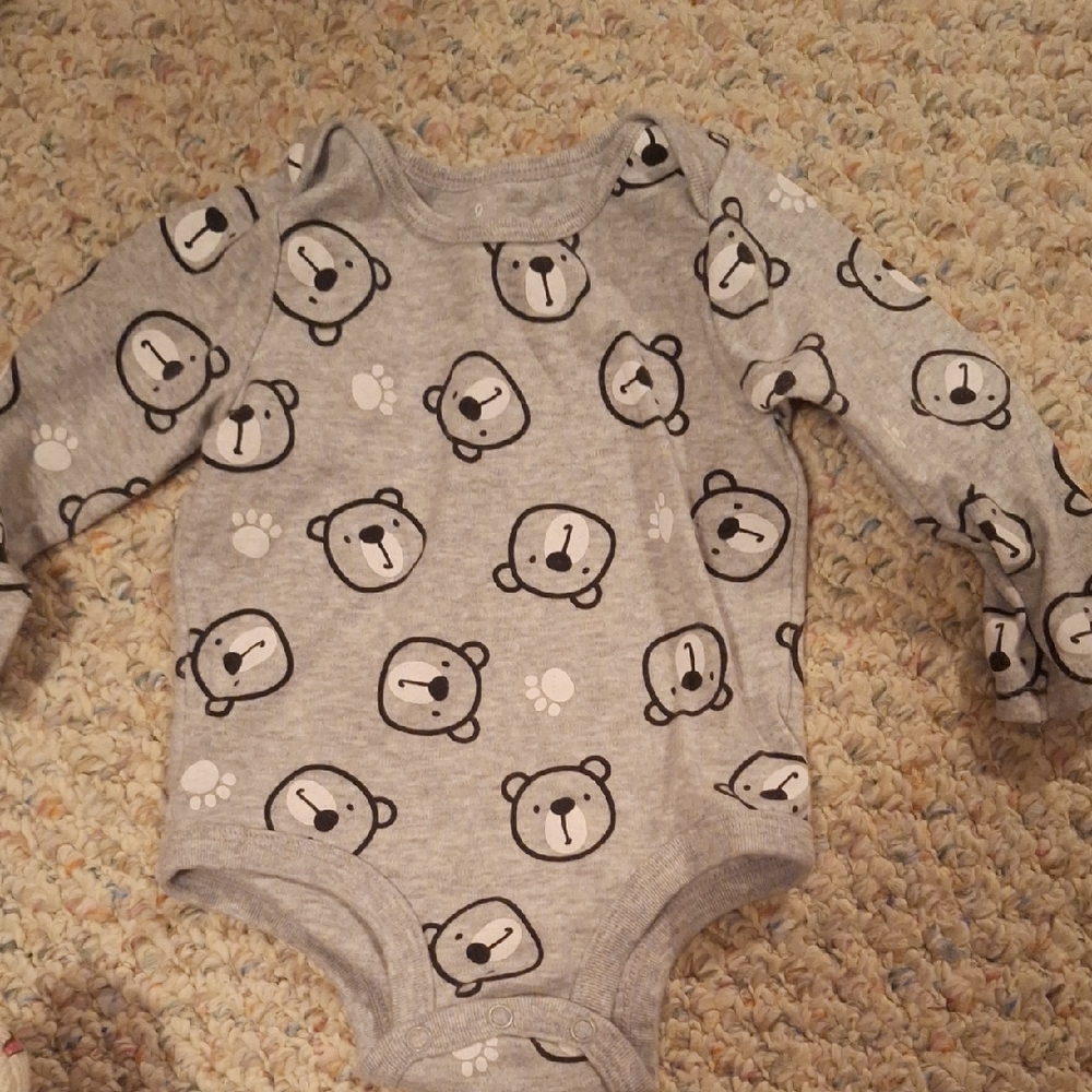 The Lullaby Club Gray Bear Pattern Bodysuit